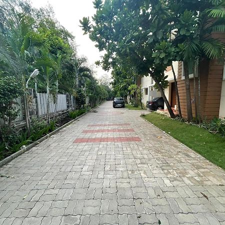 Barefootbay - Villa With Private Beach Access Chennai Exterior foto