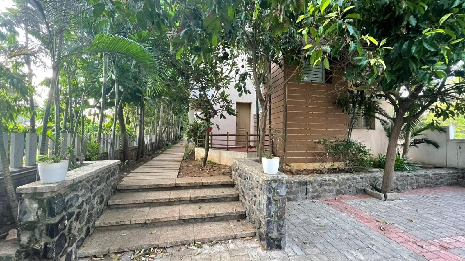 Barefootbay - Villa With Private Beach Access Chennai Exterior foto